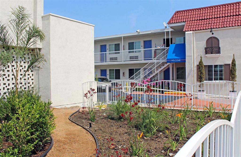 Motel 6 Гардена Екстер'єр фото