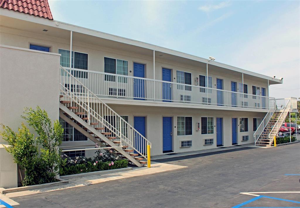 Motel 6 Гардена Екстер'єр фото